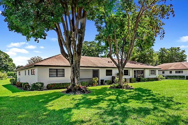 4857 Dovewood Terrace A, Boynton Beach, FL 33436