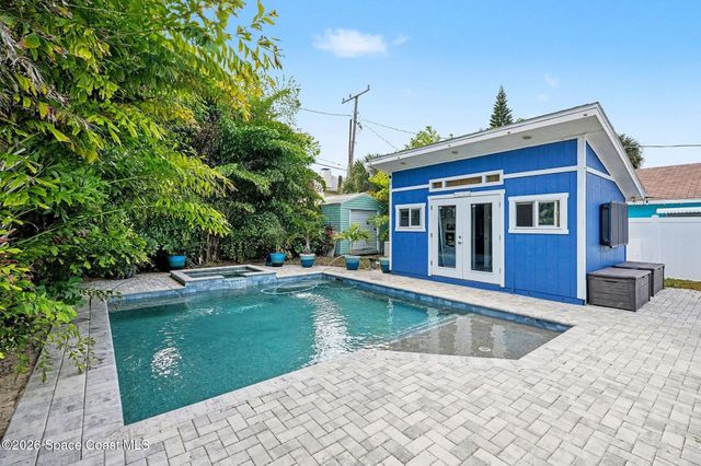 607 Madison Avenue, Cape Canaveral, FL 32920