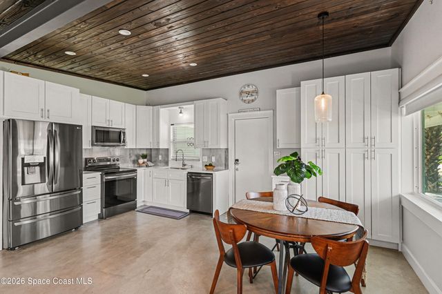 607 Madison Avenue, Cape Canaveral, FL 32920