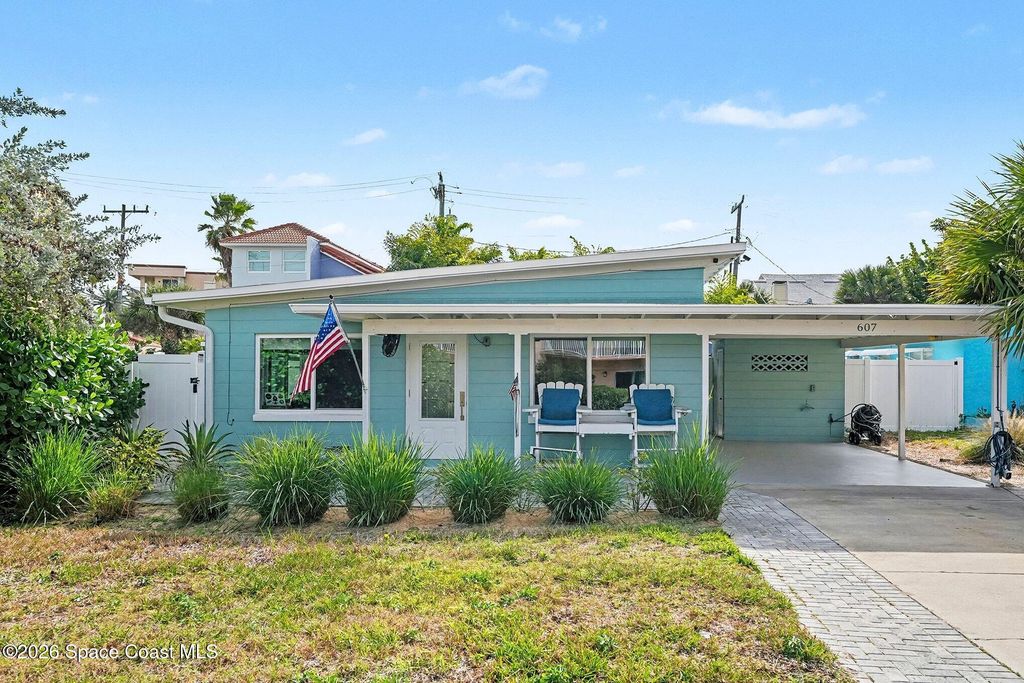 607 Madison Avenue, Cape Canaveral, FL 32920