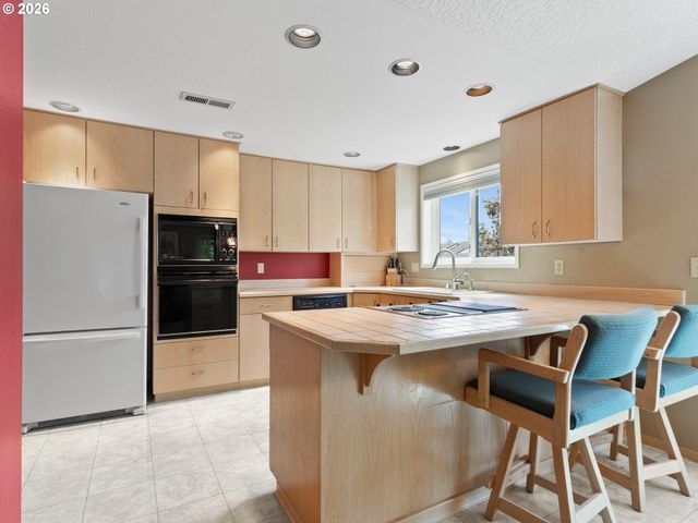 3300 Ne 164TH St HH4, Ridgefield, WA 98642