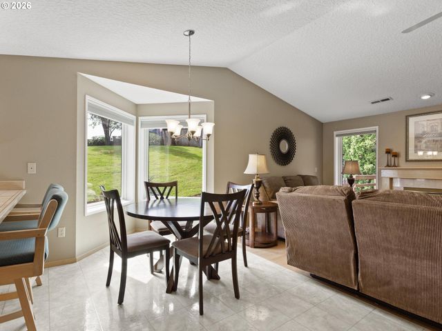 3300 Ne 164TH St HH4, Ridgefield, WA 98642