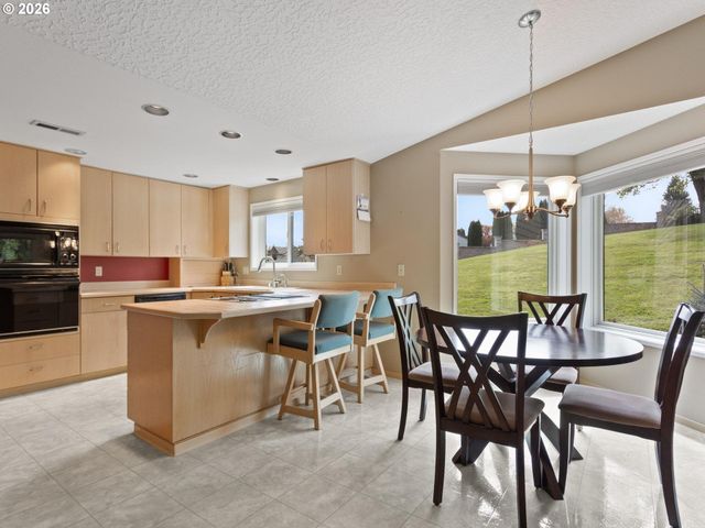 3300 Ne 164TH St HH4, Ridgefield, WA 98642