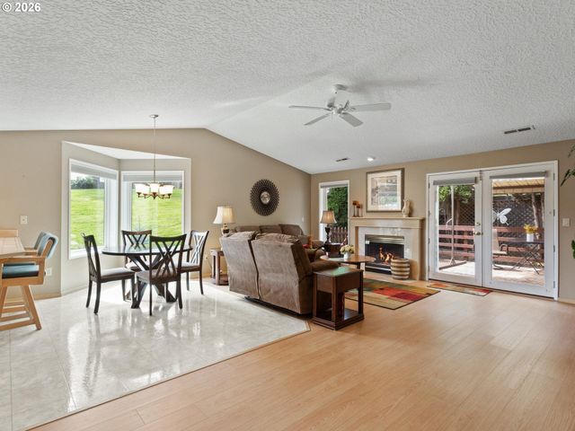 3300 Ne 164TH St HH4, Ridgefield, WA 98642