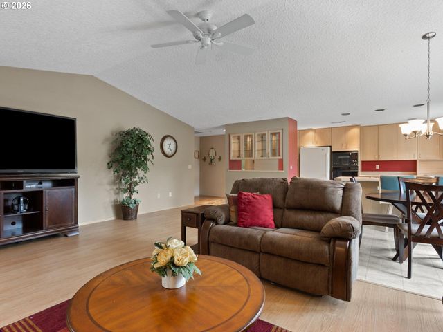 3300 Ne 164TH St HH4, Ridgefield, WA 98642