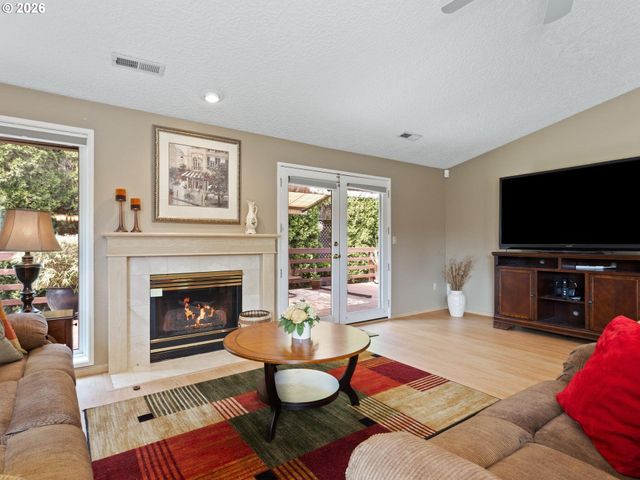 3300 Ne 164TH St HH4, Ridgefield, WA 98642