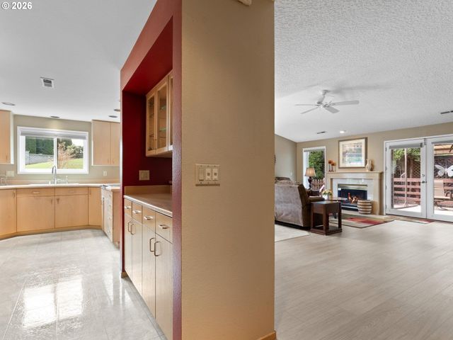 3300 Ne 164TH St HH4, Ridgefield, WA 98642