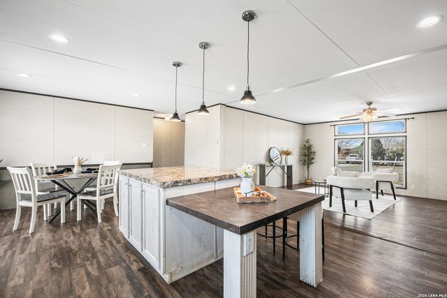 114 County Road 5600, Castroville, TX 78009