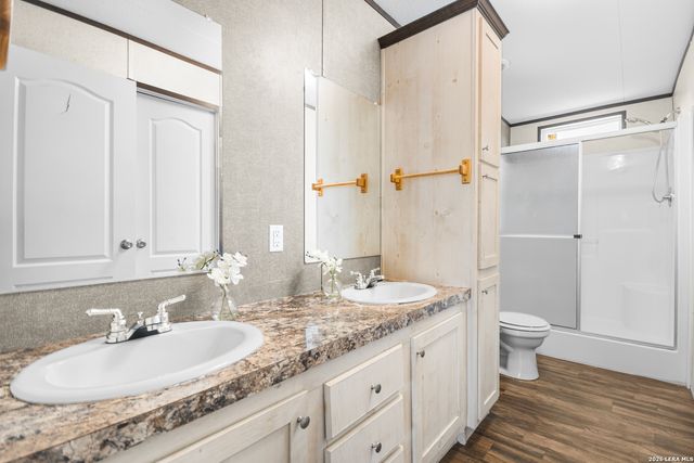 114 County Road 5600, Castroville, TX 78009