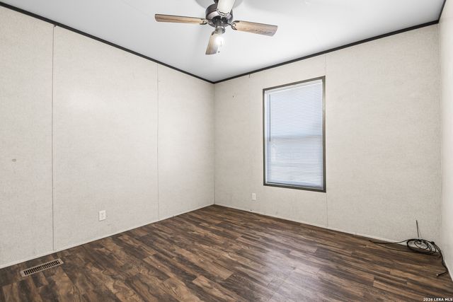 114 County Road 5600, Castroville, TX 78009