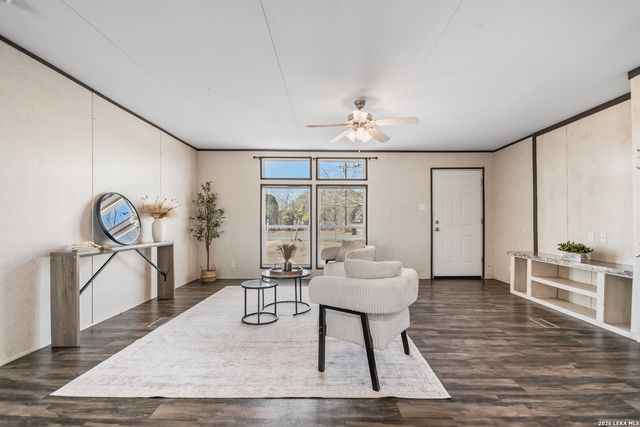 114 County Road 5600, Castroville, TX 78009