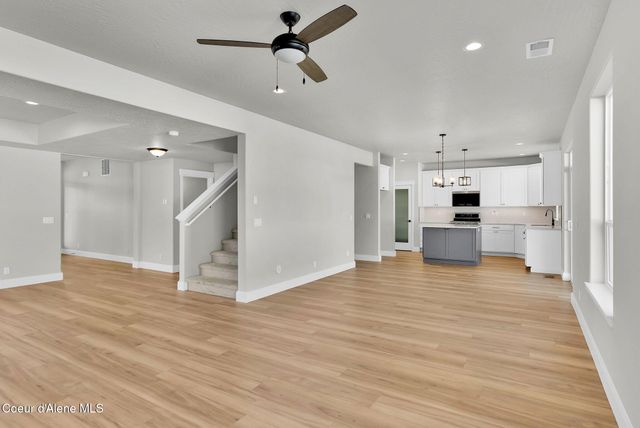 9120 BEDWELL STREET, Rathdrum, ID 83858