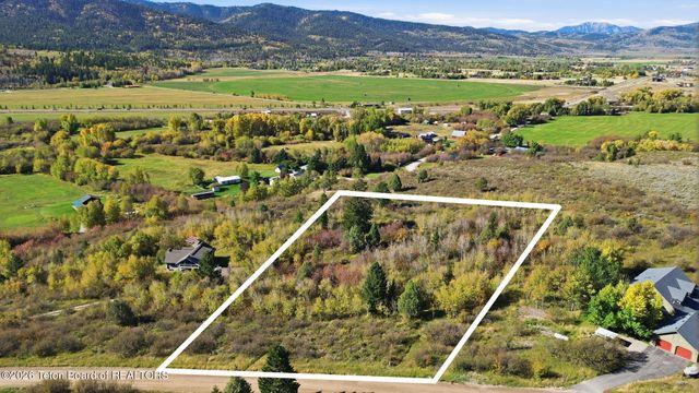 9420 EDGEWOOD Lane, Victor, ID 83455 property photo