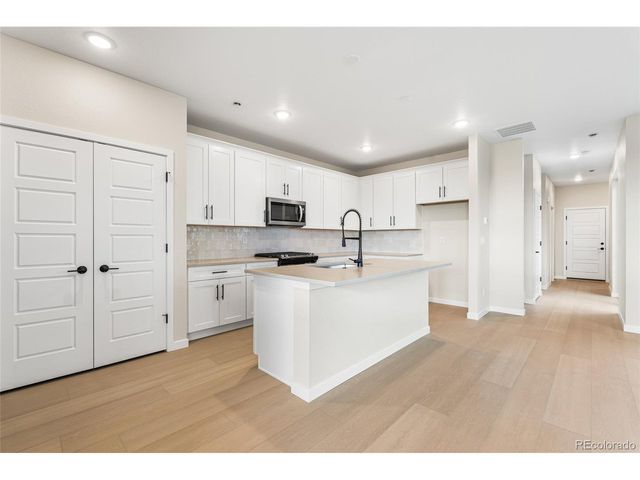 13182 Barefoot Lakes Pkwy, Firestone, CO 80504