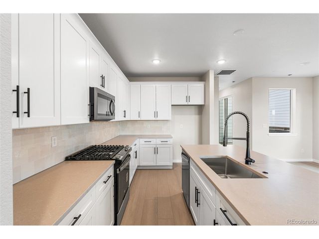 13182 Barefoot Lakes Pkwy, Firestone, CO 80504