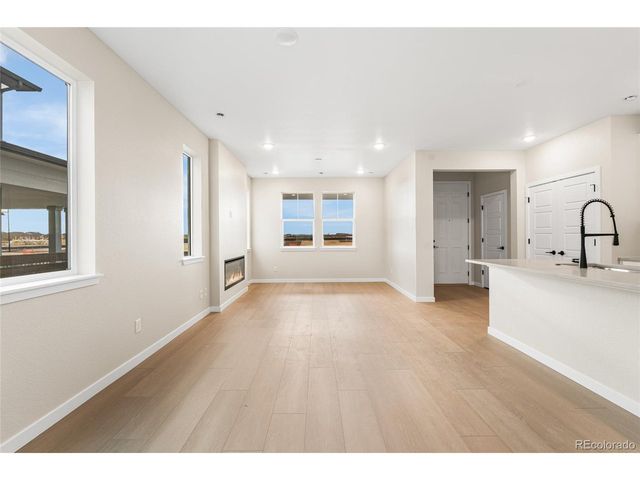 13182 Barefoot Lakes Pkwy, Firestone, CO 80504