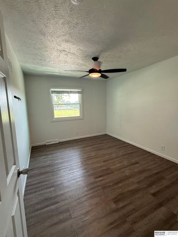 6312 S 142nd Street, Omaha, NE 68137