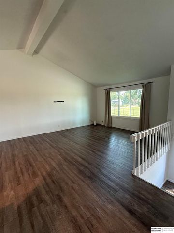 6312 S 142nd Street, Omaha, NE 68137