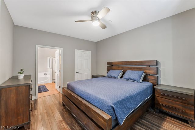 3975 North Hualapai Way 215, Las Vegas, NV 89129
