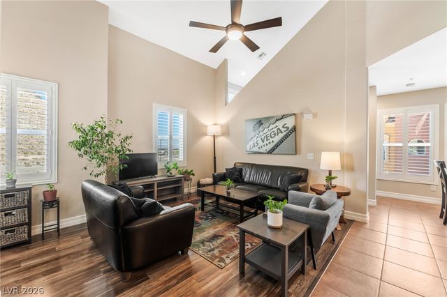 3975 North Hualapai Way 215, Las Vegas, NV 89129