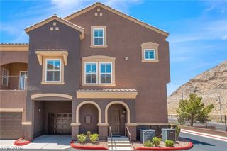 3975 North Hualapai Way 215, Las Vegas, NV 89129