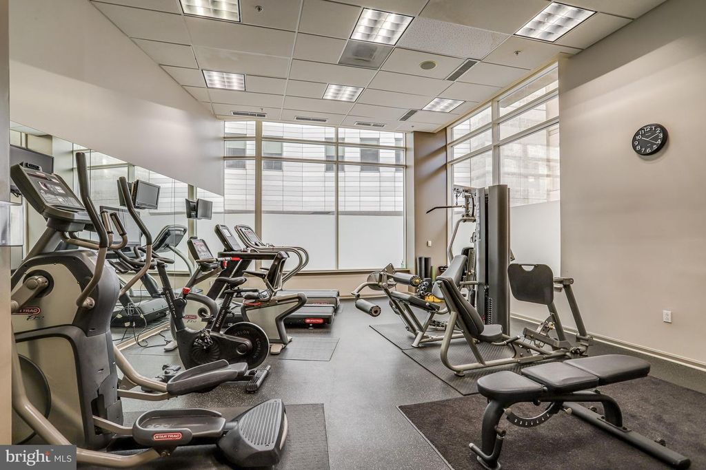 Image 27 of property listing at 930 WAYNE AVE #1009, Silver Spring, MD 20910