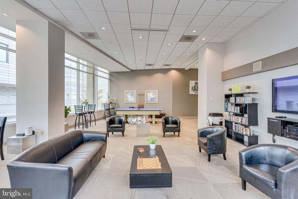 Image 29 of property listing at 930 WAYNE AVE #1009, Silver Spring, MD 20910