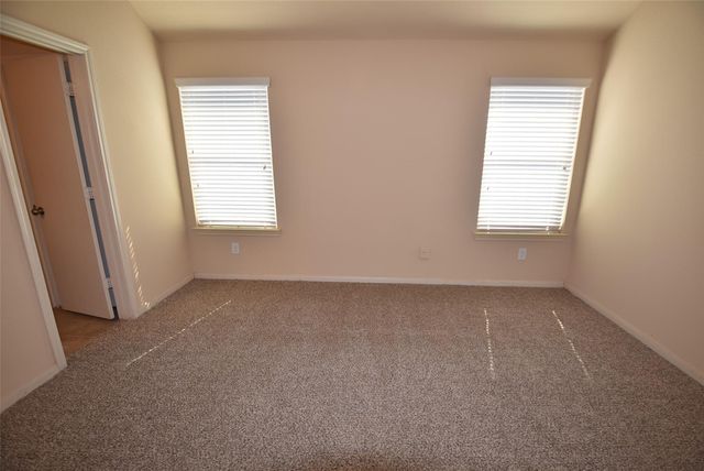 7906 Big Oak Drive, Texas City, TX 77591