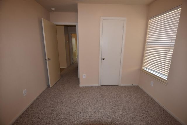 7906 Big Oak Drive, Texas City, TX 77591