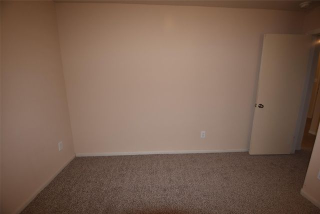 7906 Big Oak Drive, Texas City, TX 77591