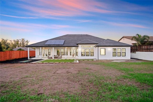 10221 Savannah Court, Oakdale, CA 95361