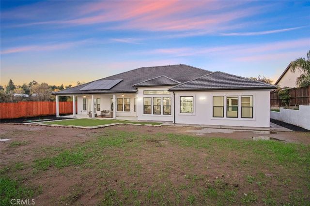 10221 Savannah Court, Oakdale, CA 95361