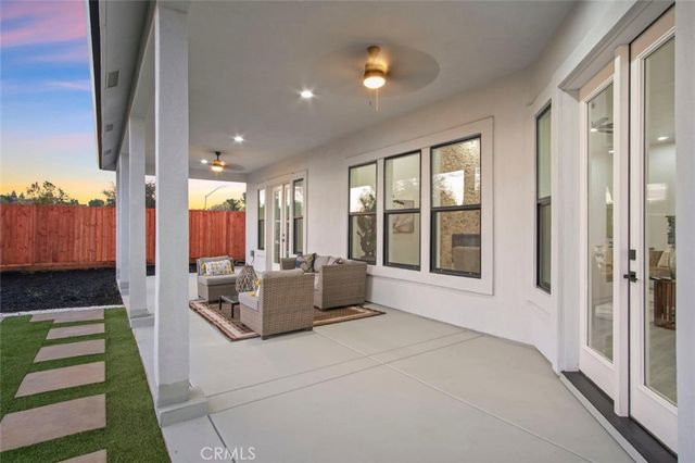 10221 Savannah Court, Oakdale, CA 95361