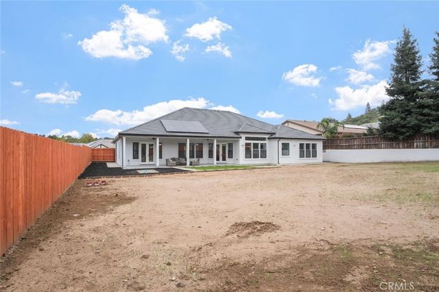 10221 Savannah Court, Oakdale, CA 95361