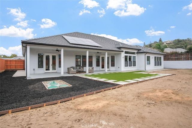 10221 Savannah Court, Oakdale, CA 95361