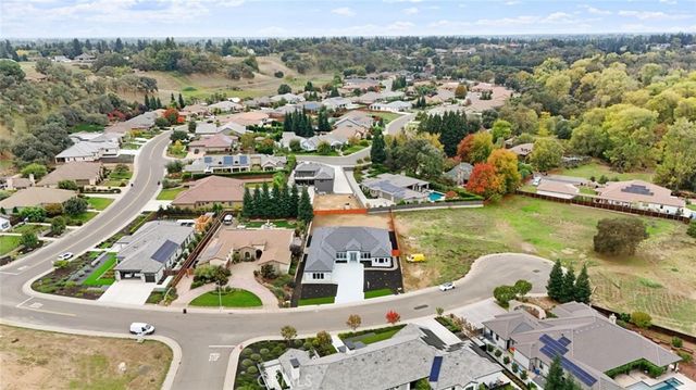 10221 Savannah Court, Oakdale, CA 95361