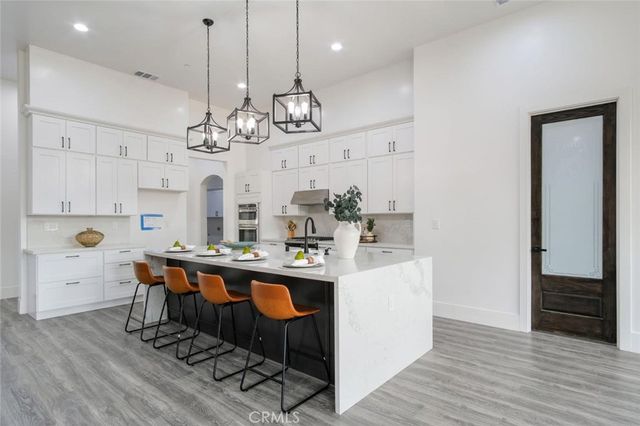 10221 Savannah Court, Oakdale, CA 95361