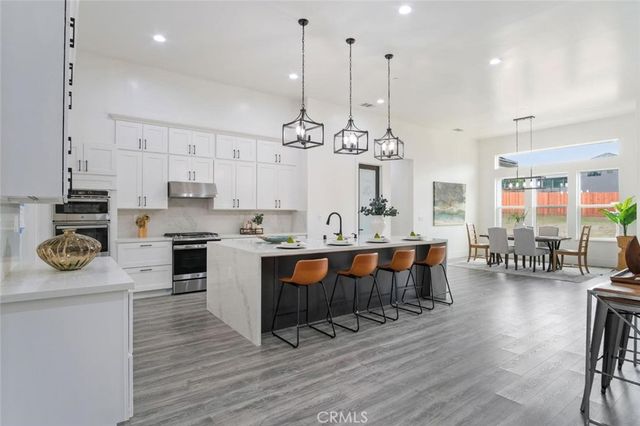 10221 Savannah Court, Oakdale, CA 95361