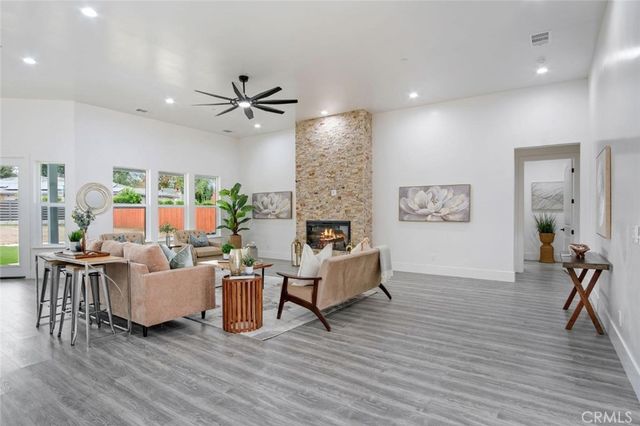 10221 Savannah Court, Oakdale, CA 95361