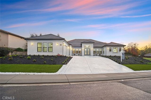 10221 Savannah Court, Oakdale, CA 95361