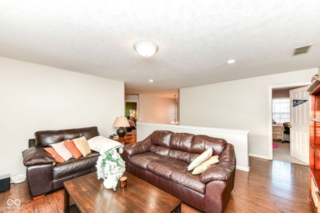 11482 Burkwood Drive, Carmel, IN 46033