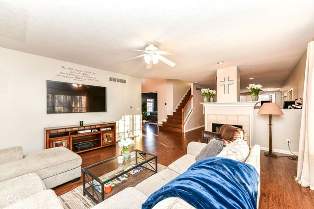 11482 Burkwood Drive, Carmel, IN 46033