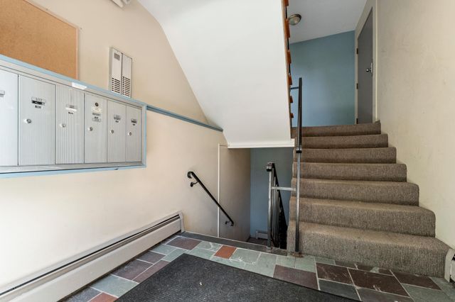 2212 Aldrich Avenue S 106, Minneapolis, MN 55405