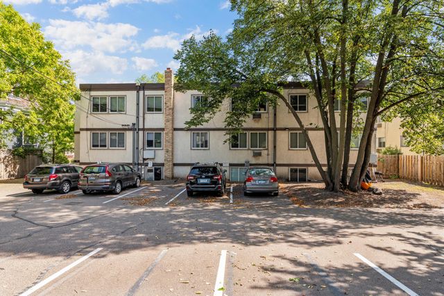 2212 Aldrich Avenue S 106, Minneapolis, MN 55405