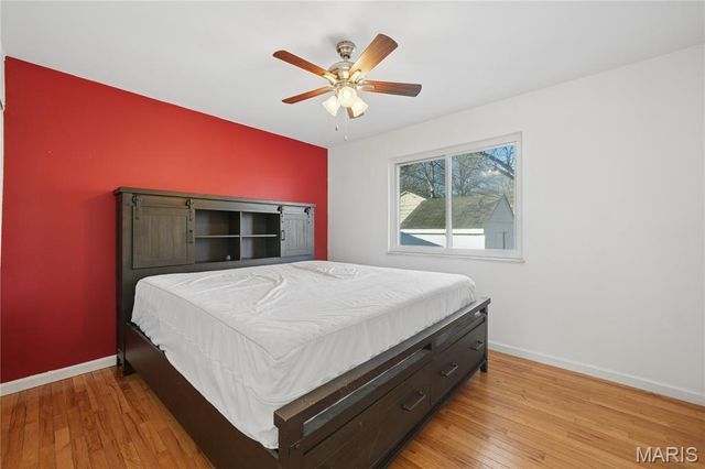 2327 Wescreek Drive, Maryland Heights, MO 63043