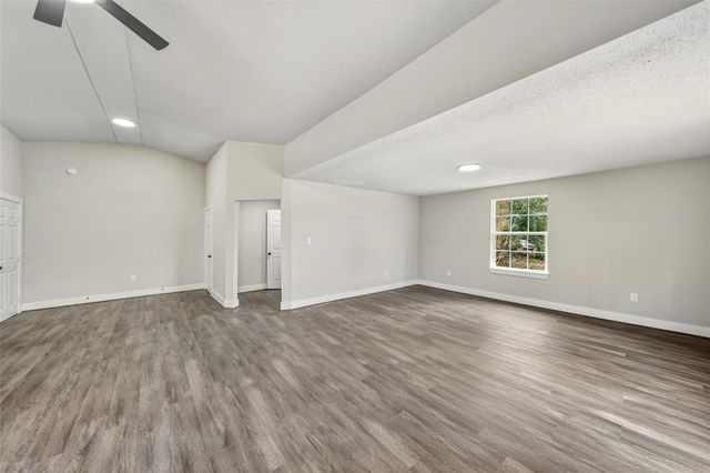 601 Faulkner Avenue, Coldspring, TX 77331