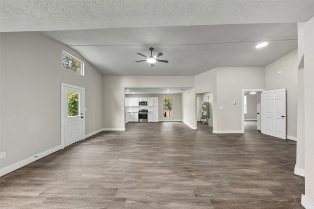 601 Faulkner Avenue, Coldspring, TX 77331