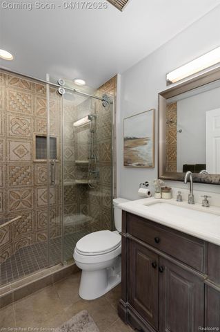 86 Adelaide Street, Detroit, MI 48201