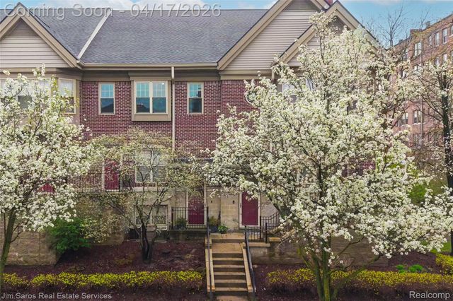 86 Adelaide Street, Detroit, MI 48201