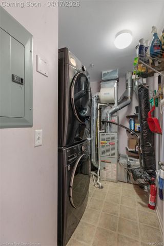 86 Adelaide Street, Detroit, MI 48201